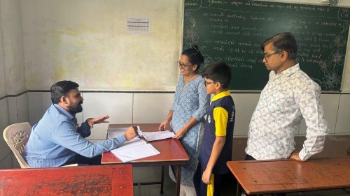 વાલી મિટિંગ: સંવાદ અને સહયોગનો સકારાત્મક પ્રયાસ