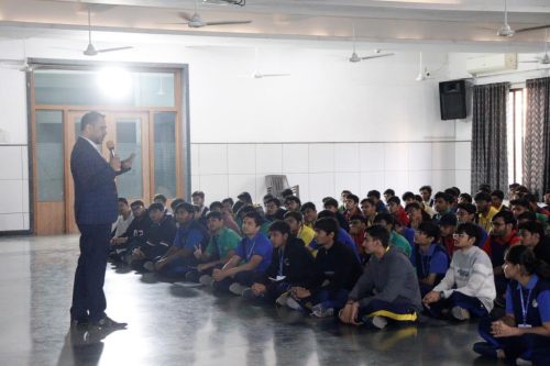 કારકિર્દી માર્ગદર્શન સેમિનાર (પાઇલટ ટ્રેનિંગ, કેબિન ક્રૂ, એરપોર્ટ મેનેજમેન્ટ તથા હોટેલ મેનેજમેન્ટ જેવા ક્ષેત્રોમાં કારકિર્દી) - 31/12/25