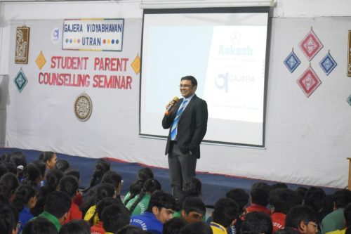 Seminar : A guidance and motivational seminar for parents and students - By Mr. Pavan Dwivedi