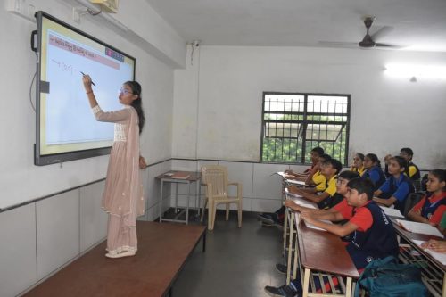 શિક્ષક દિન : શિક્ષકોને સમર્પિત એક અનોખો દિવસ